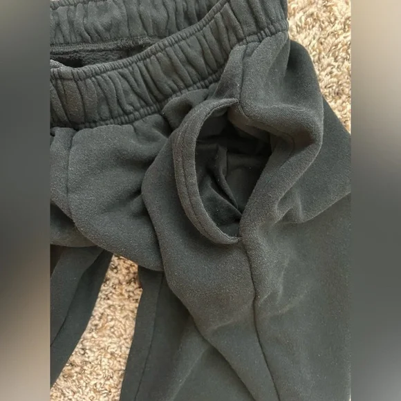 Women's Fleece Joggers - Wild Fable Black Size XS (0636) - Picture 4 of 10